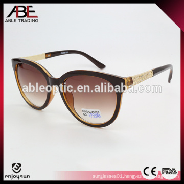 Fashion colorful hot sale plastic sunglasses with spring hinge